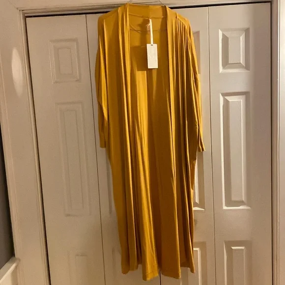 Keys Maxi Robe NWT